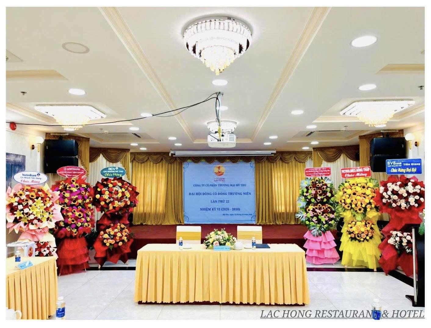 🏨✨ Khách sạn Lạc Hồng vinh dự tổ chức thành công Đại hội đồng cổ đông lần thứ 22 của Công ty Cổ phần Thương mại Mỹ Tho 🎉📊