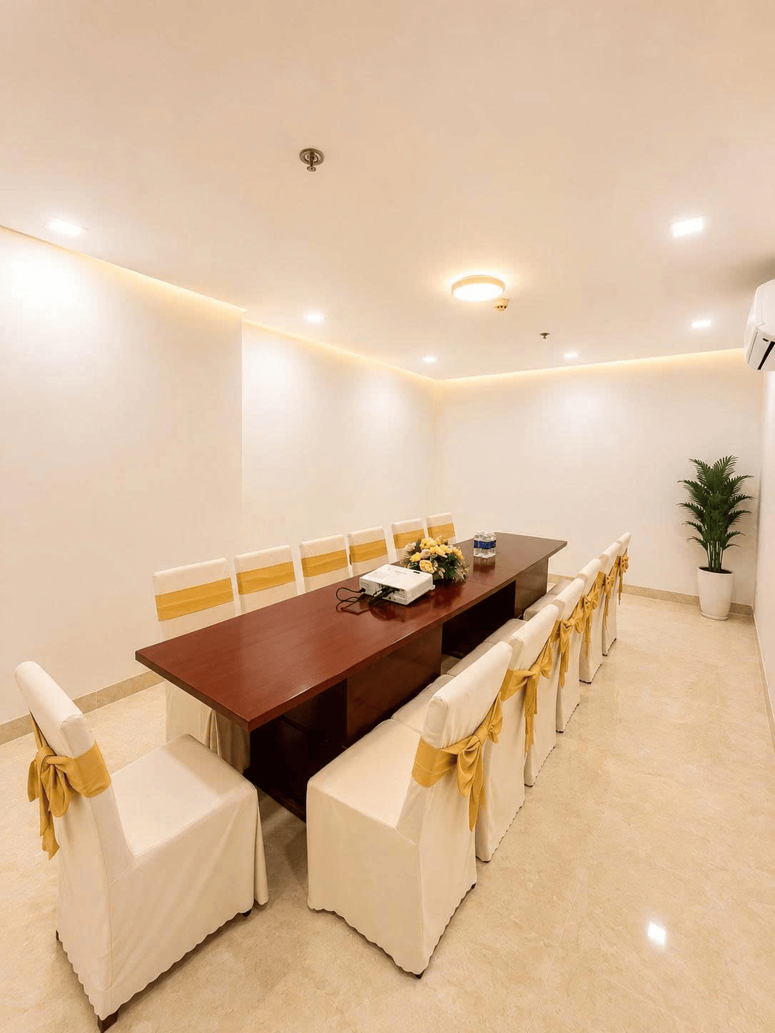Phòng họp - Hội nghị